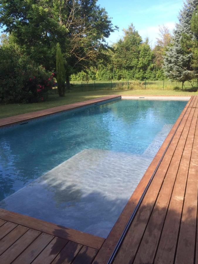 Bed and Breakfast Montjoia LʼIsle-sur-la-Sorgue Esterno foto