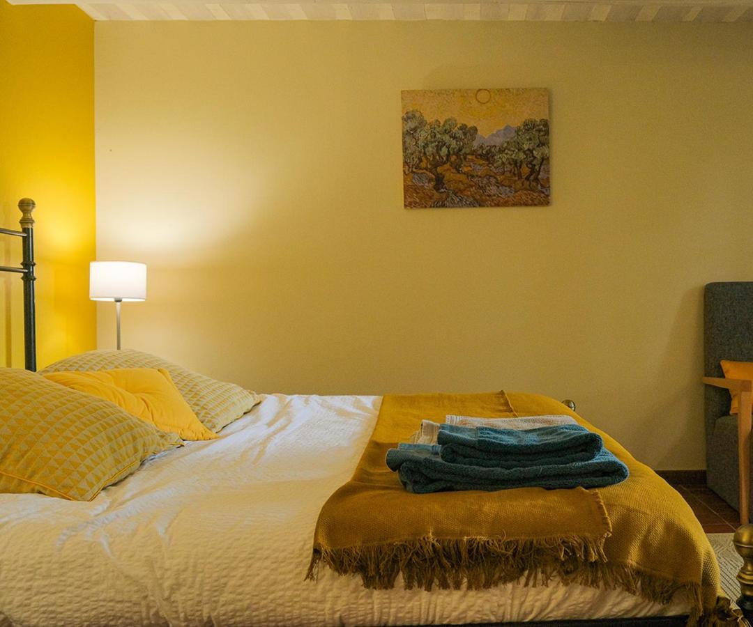 Bed and Breakfast Montjoia LʼIsle-sur-la-Sorgue Esterno foto