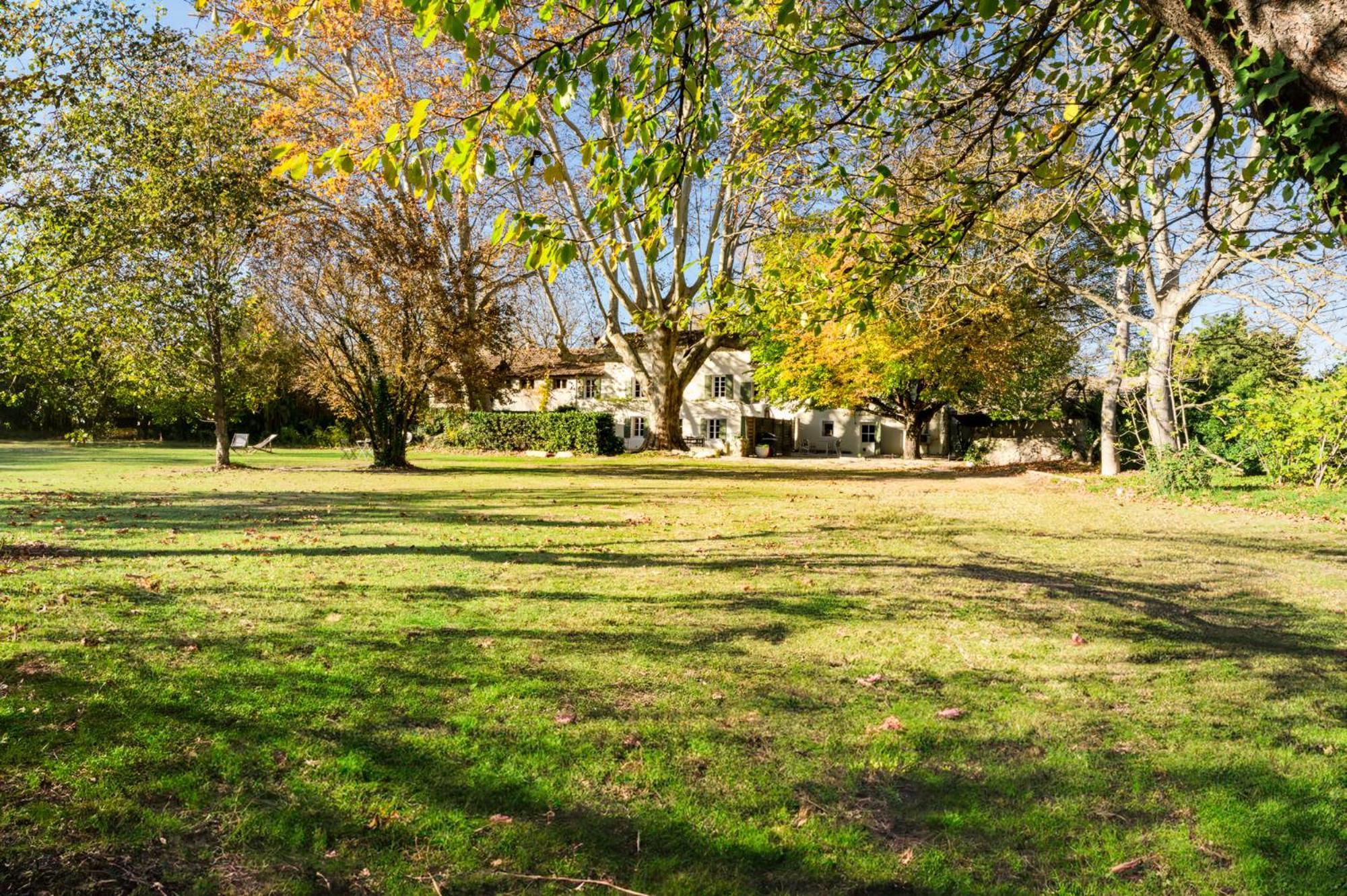 Bed and Breakfast Montjoia LʼIsle-sur-la-Sorgue Esterno foto