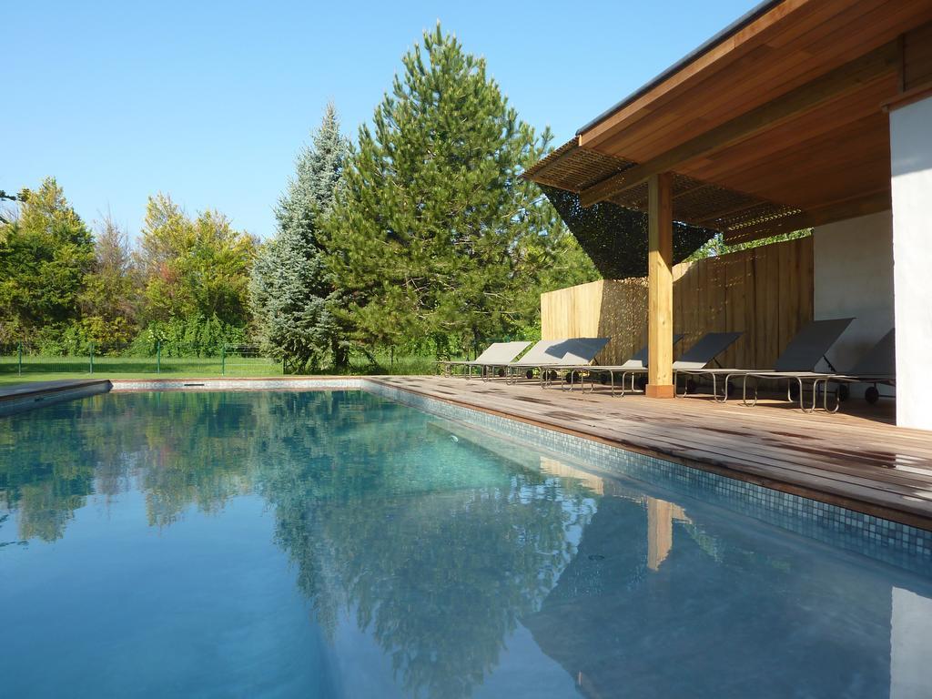 Bed and Breakfast Montjoia LʼIsle-sur-la-Sorgue Esterno foto
